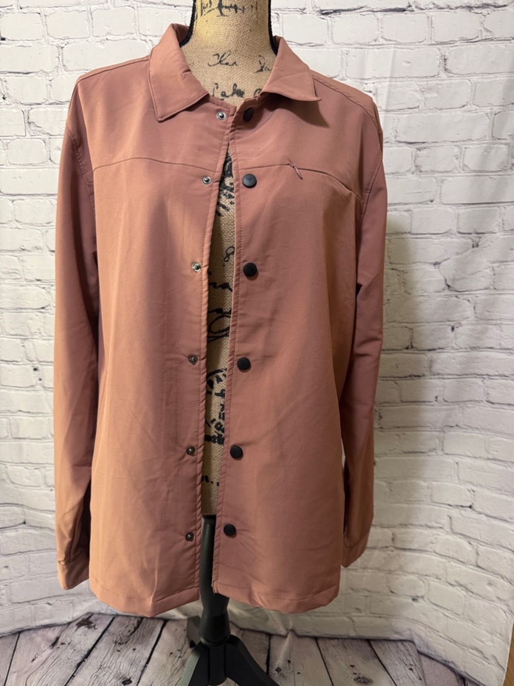 NWOT Reverse Threads Utility Snap-Front Jacket in Dusty Rose made in India